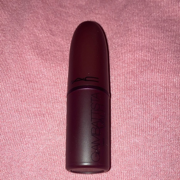 MAC Giambattista Valli Lipstick - Picture 4 of 5